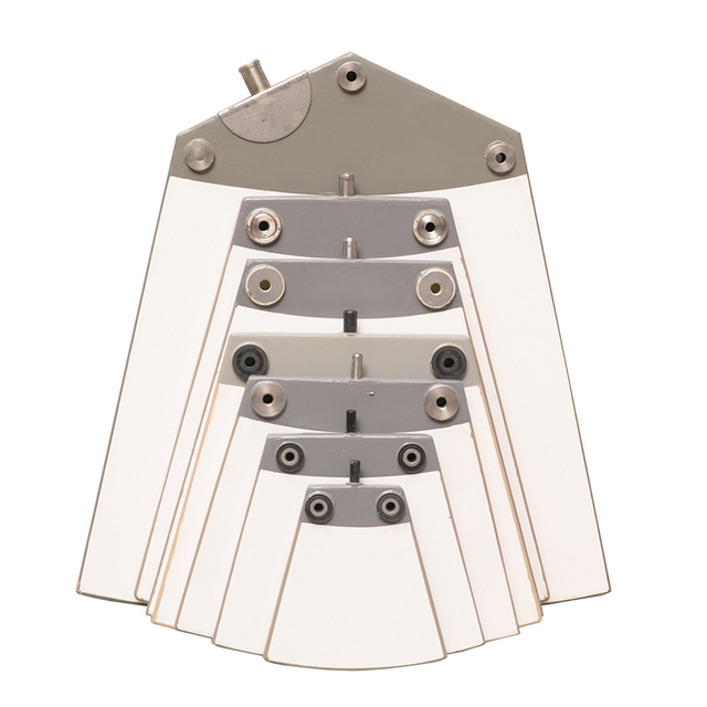 Ceramic filter plate